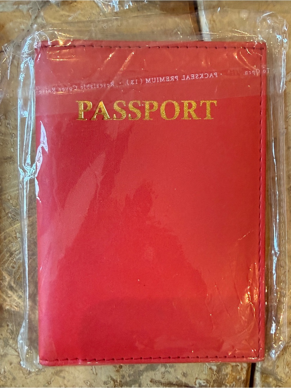 NWT Passport cover. Red

Other colors available on my page.

Non-smoking home